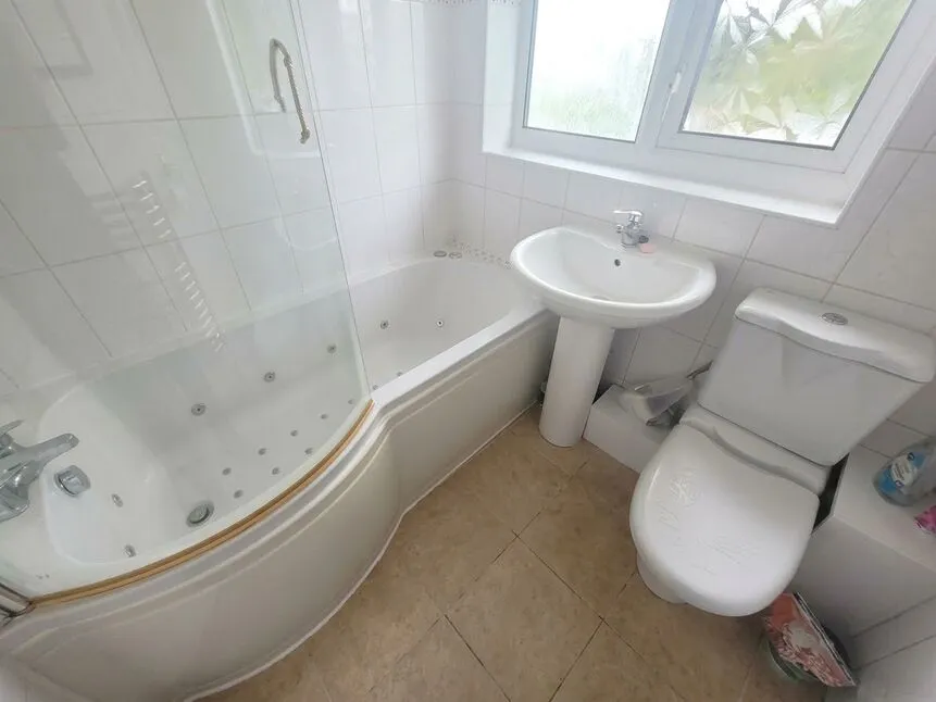 Bede Road, Bedworth, CV12, photo 7