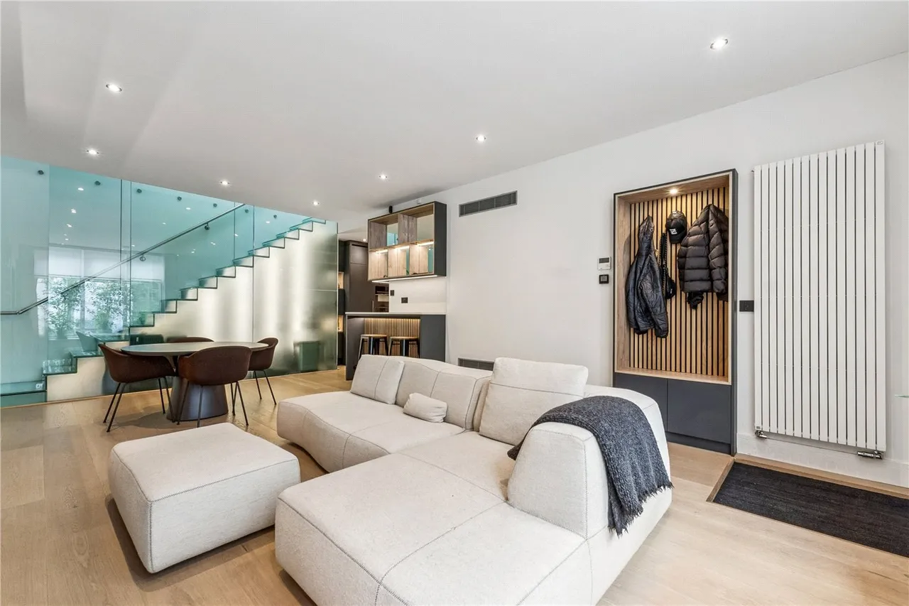 Lancaster Mews, London, W2, photo 9