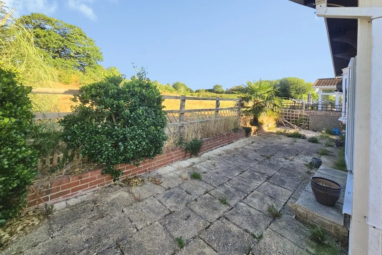The Oaks, Surrey Hills Park, Normandy, Surrey, GU3 2BQ, photo 7