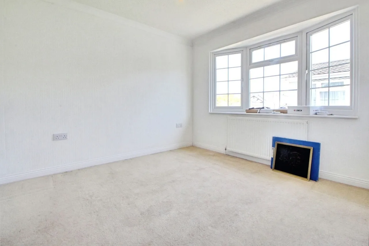 The Oaks, Surrey Hills Park, Normandy, Surrey, GU3 2BQ, photo 11