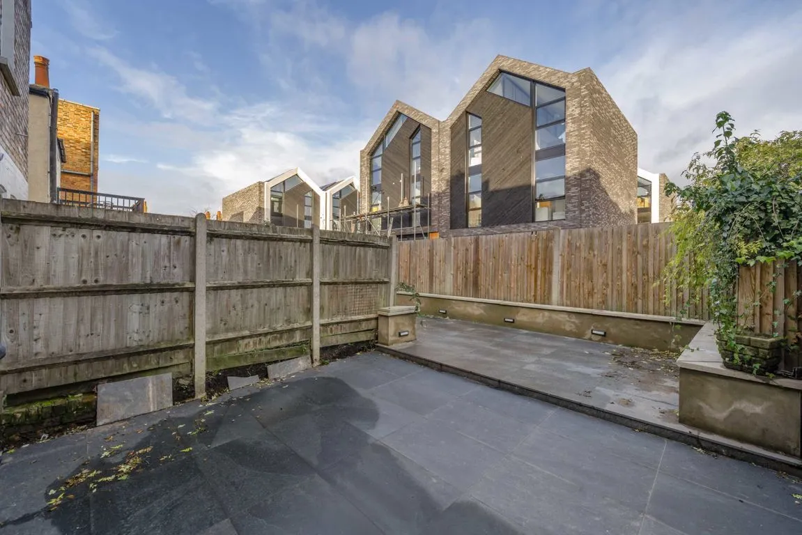 Somerset Road, W4, photo 8