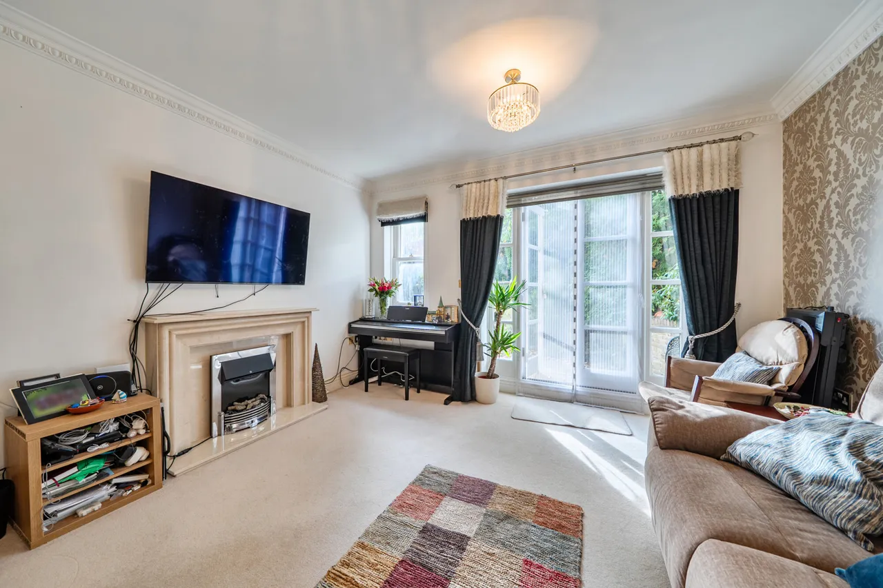 Ducks Hill Road, Northwood, HA6, photo 14