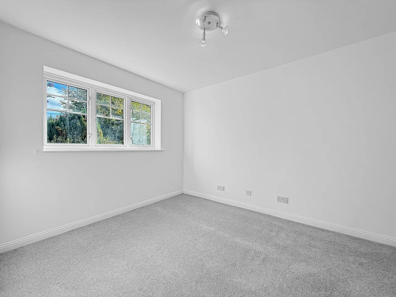 Coppice Gate, Newport, photo 9