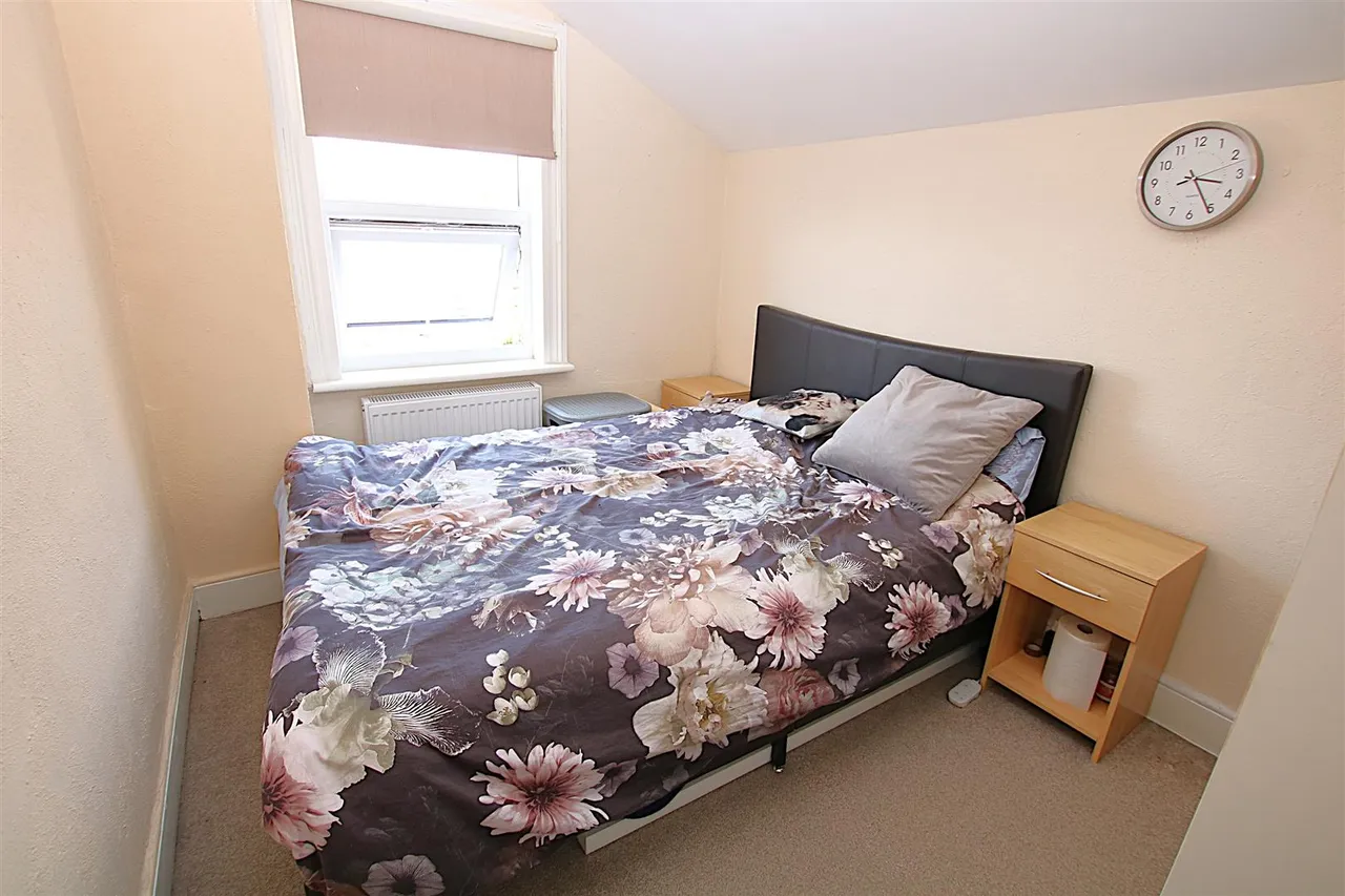 Thirlestane Road, Far Cotton, photo 9