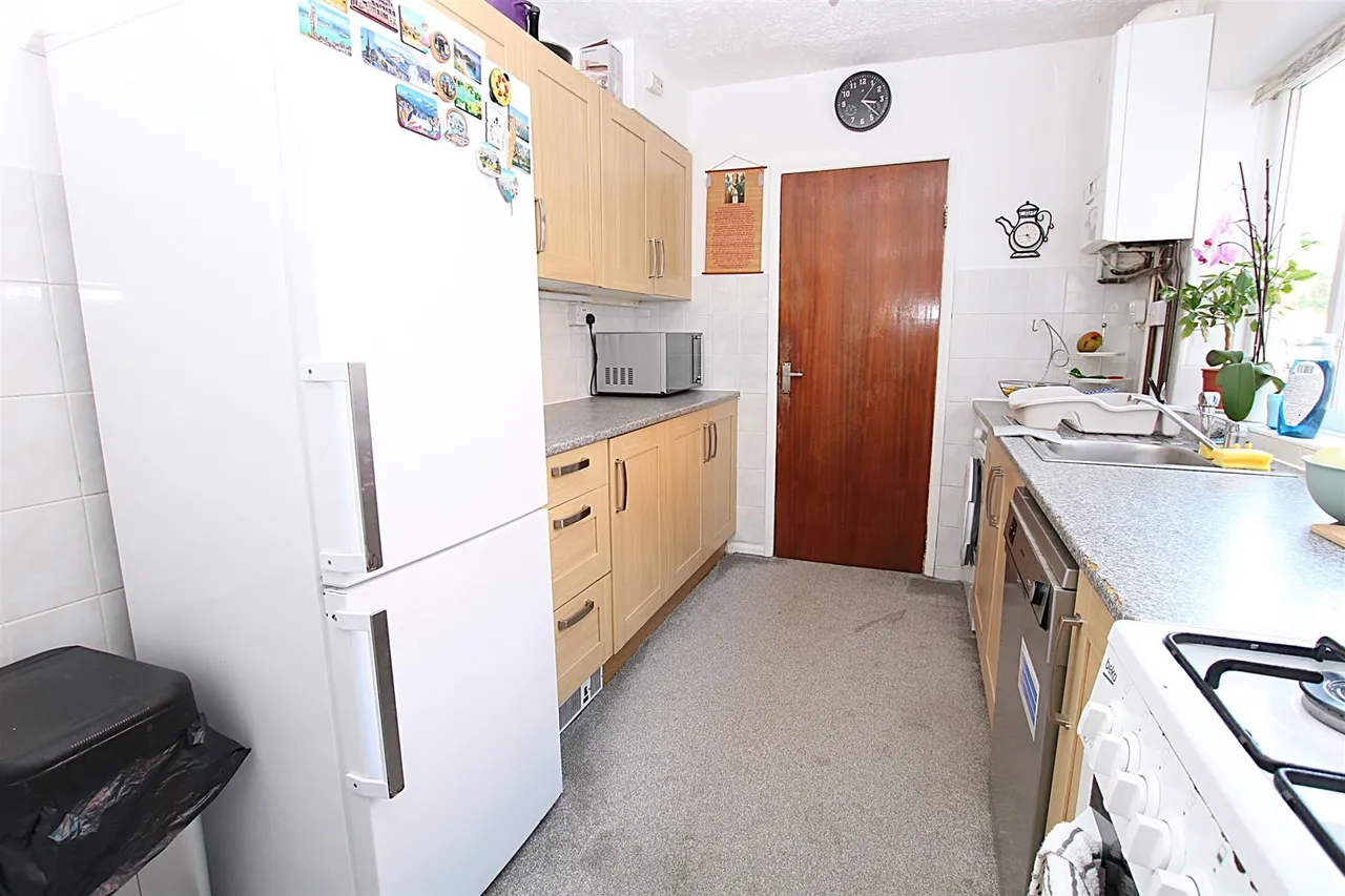 Thirlestane Road, Far Cotton, photo 5