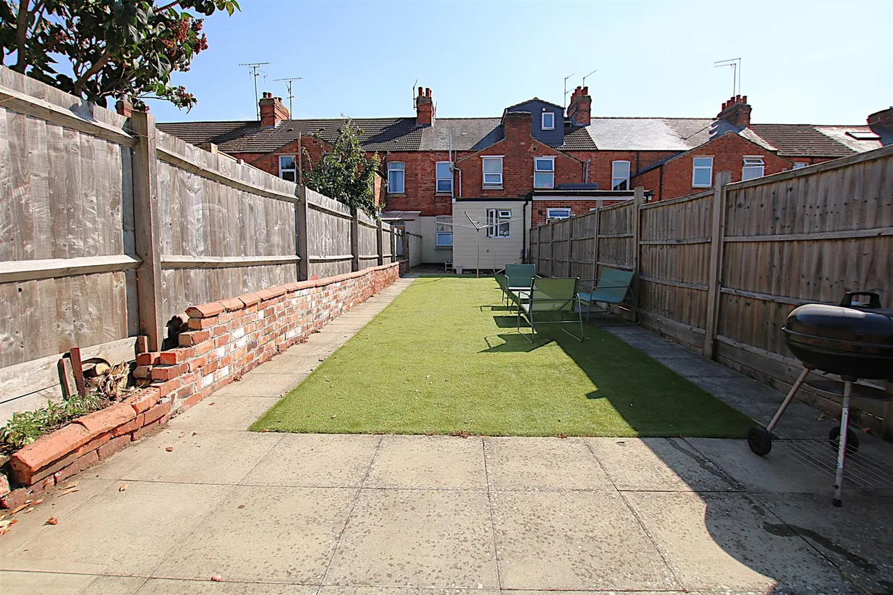 Thirlestane Road, Far Cotton, photo 11