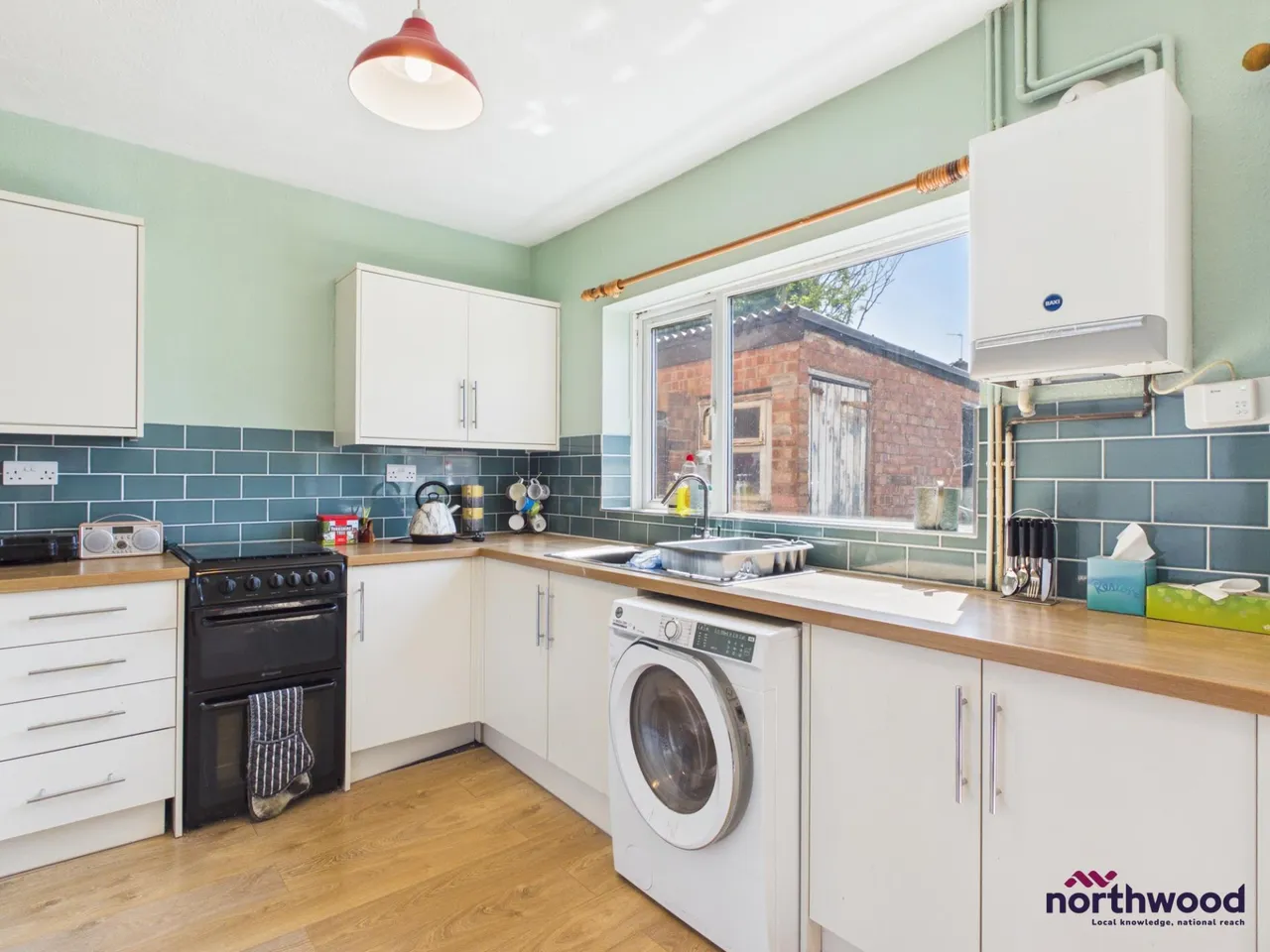 Crawley Crescent, Hampden Park, BN22, photo 5