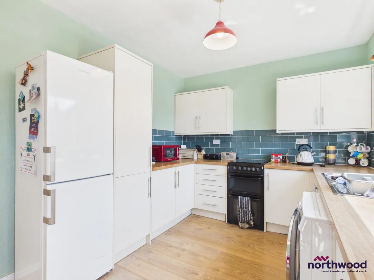 Crawley Crescent, Hampden Park, BN22, photo 6