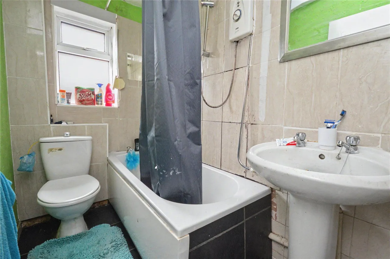 Clayton Court, Hunslet, LS10, photo 6