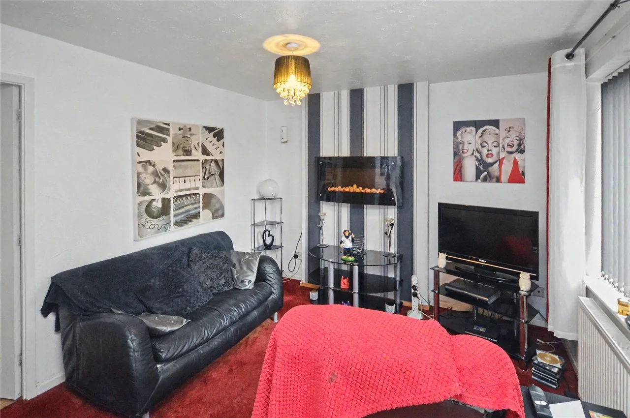 Clayton Court, Hunslet, LS10, photo 3