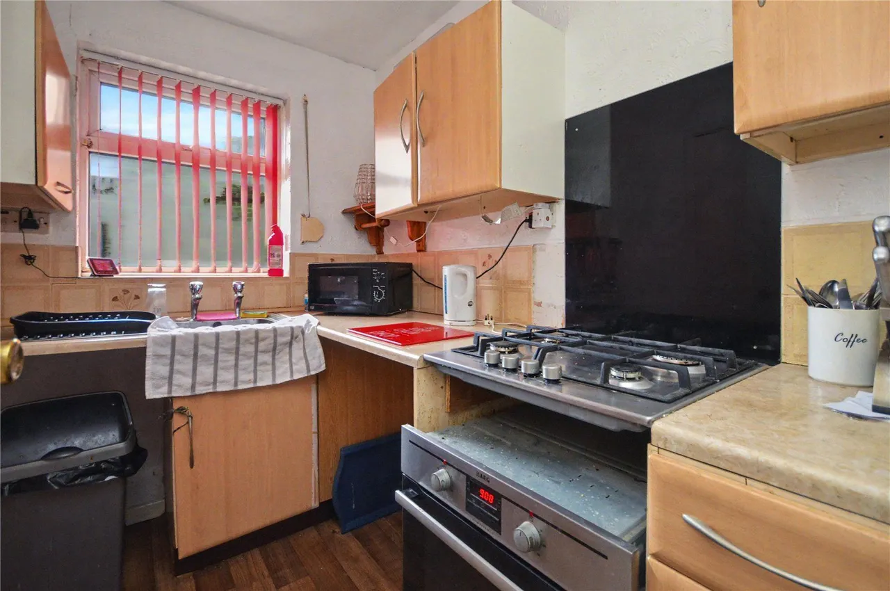 Clayton Court, Hunslet, LS10, photo 4