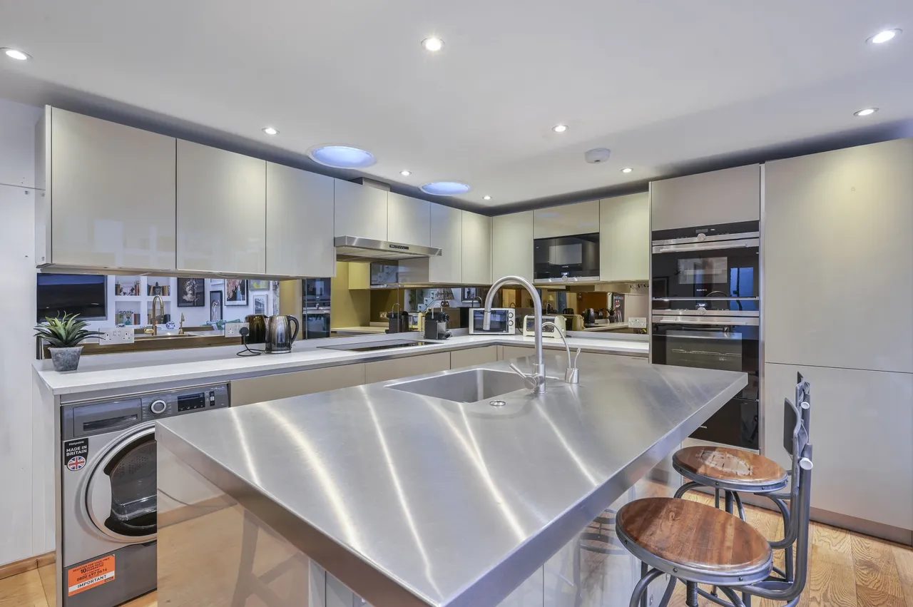 8a Gunter Grove, London, photo 4