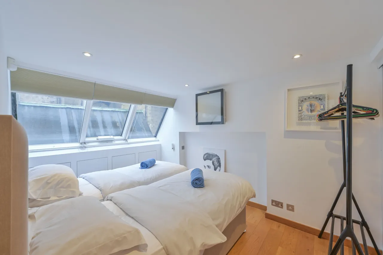 8a Gunter Grove, London, photo 7