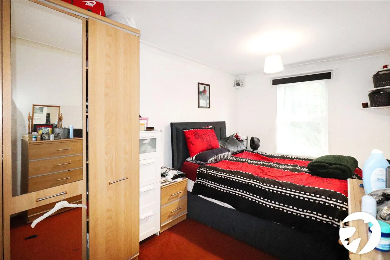 Northwood Place, DA18, photo 5