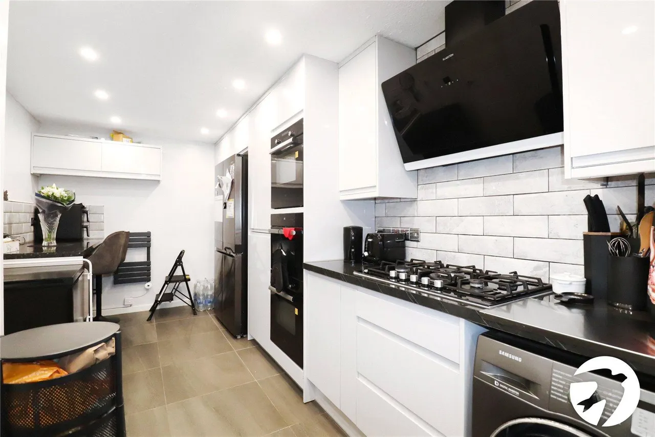 Northwood Place, DA18, photo 4