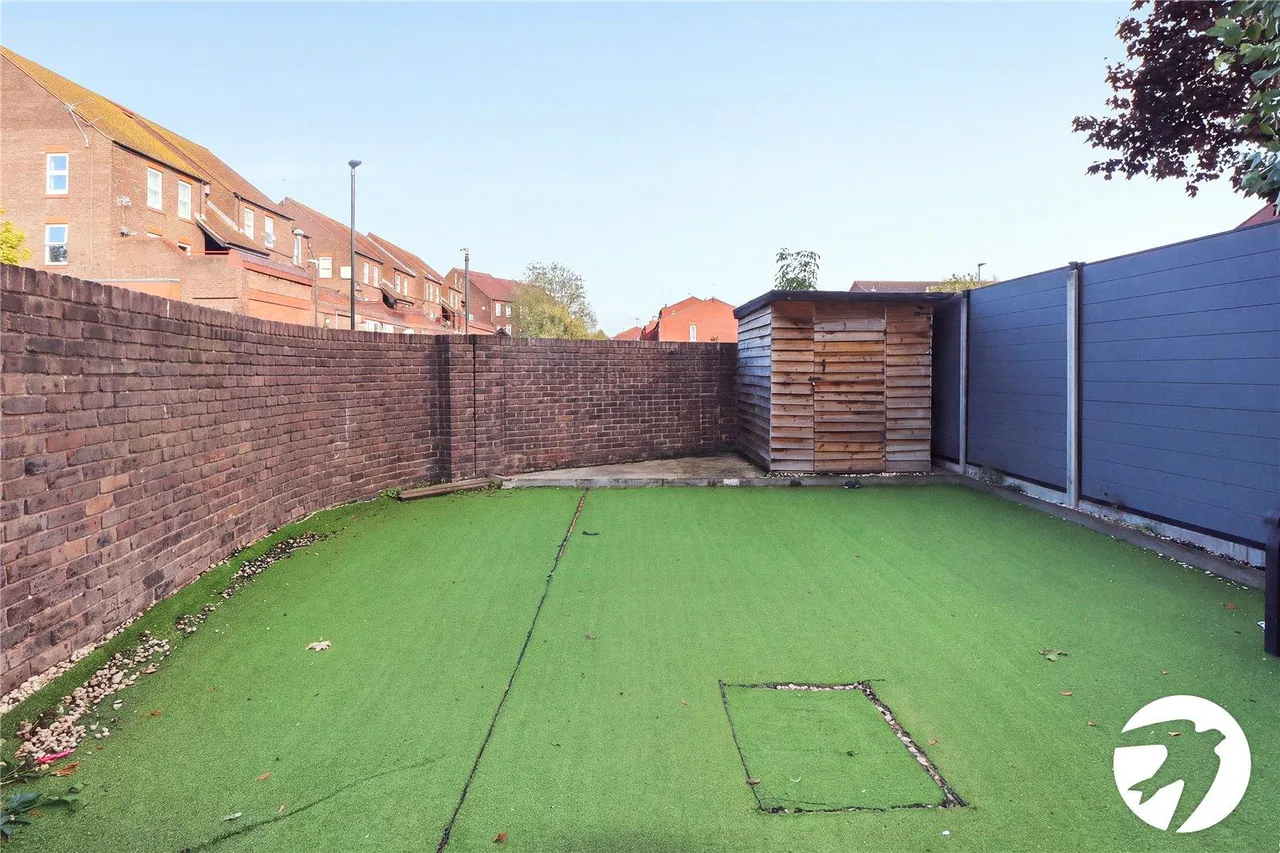 Northwood Place, DA18, photo 9