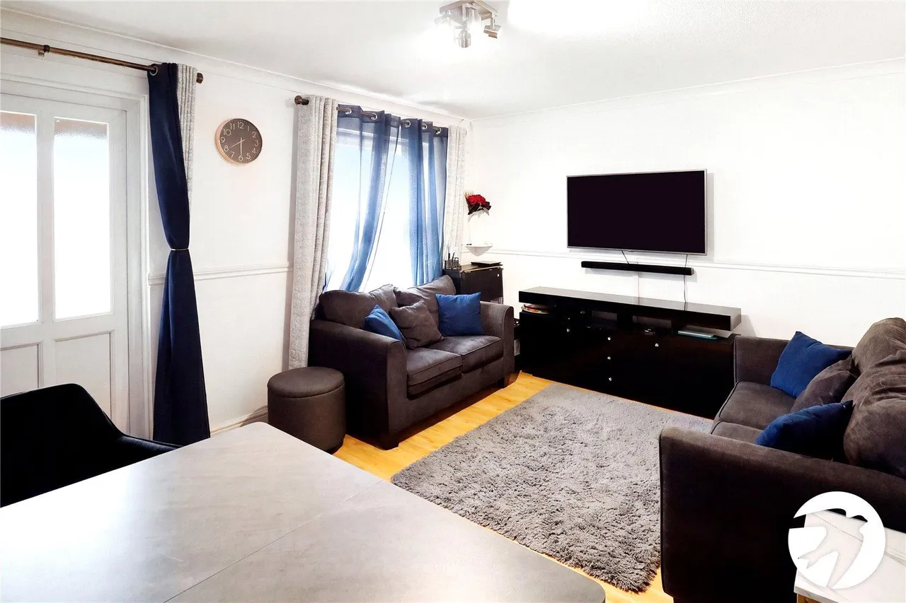 Northwood Place, DA18, photo 2