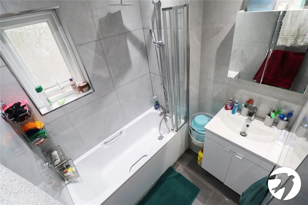 Northwood Place, DA18, photo 8