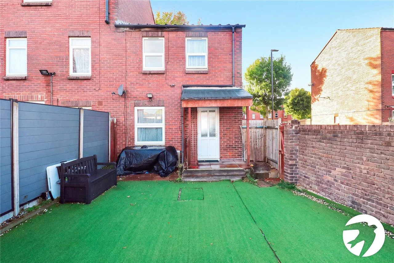 Northwood Place, DA18, photo 16