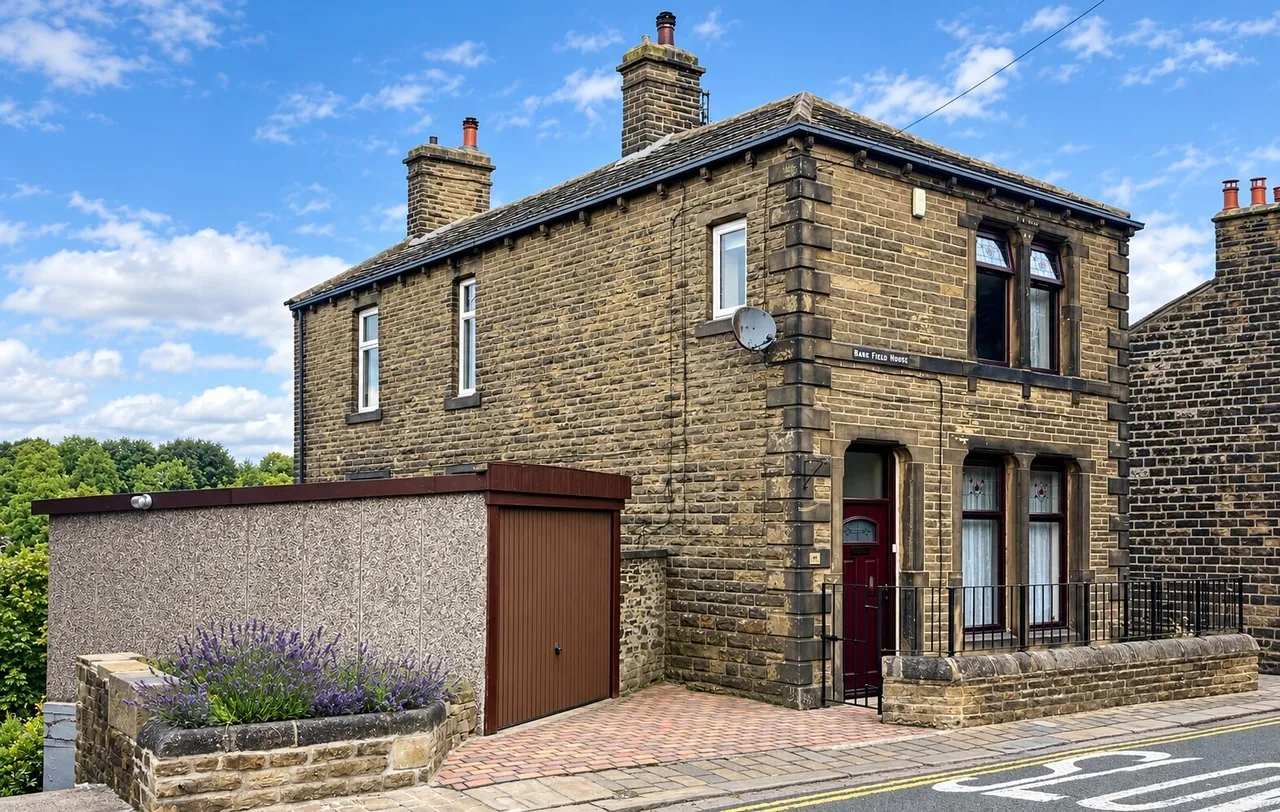 4 bed house for sale — Hebden Road, Haworth, Keighley