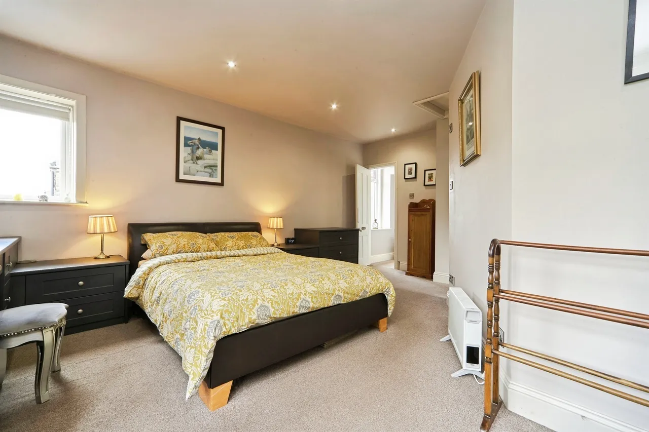 Hebden Road, Haworth, Keighley, photo 11