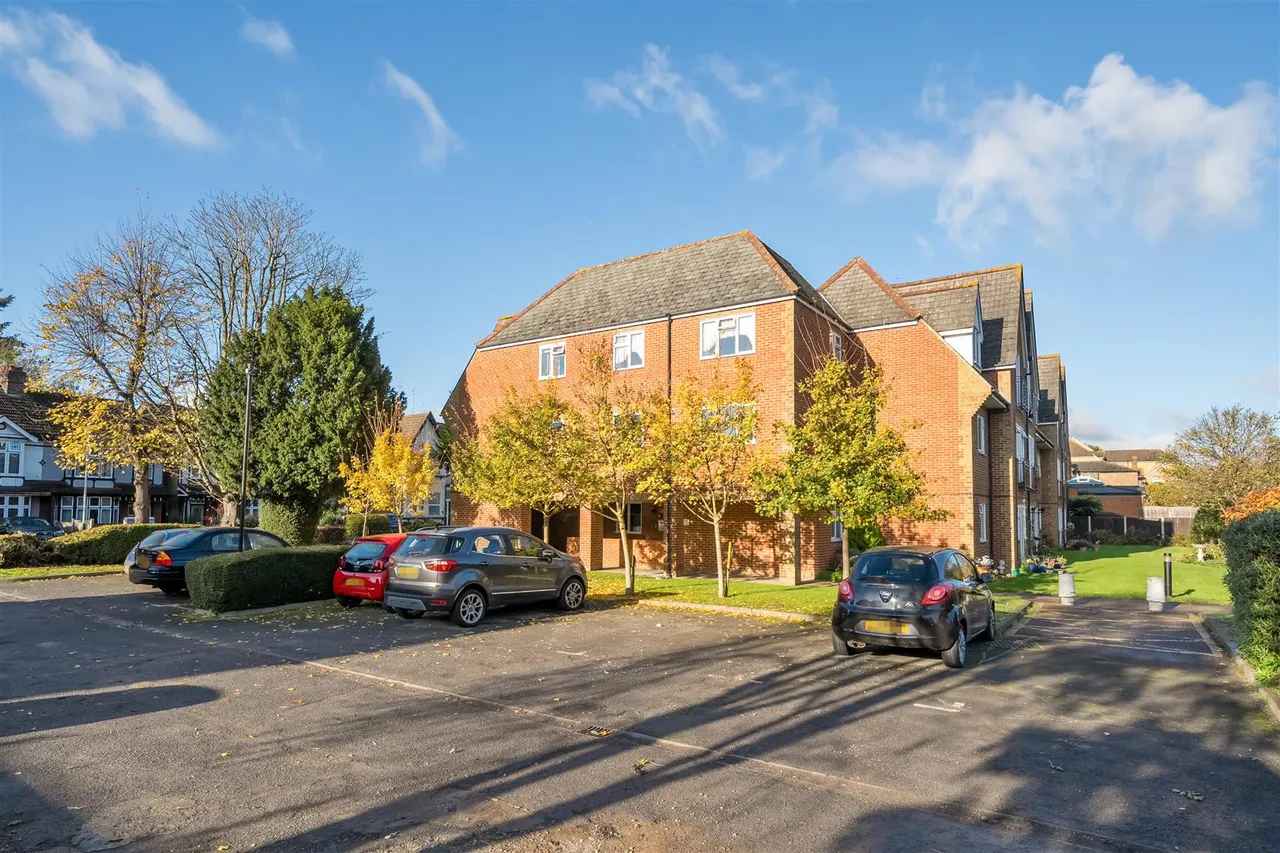 Junction Road, Romford, RM1, photo 14
