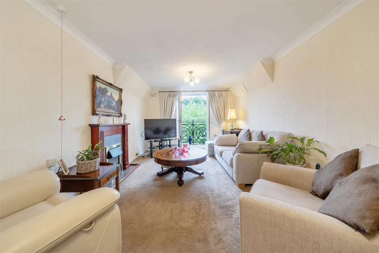Junction Road, Romford, RM1, photo 2