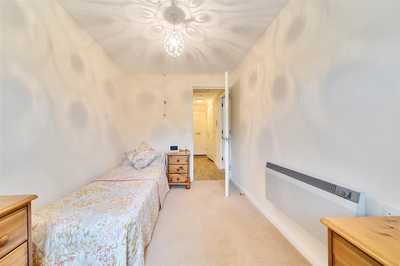 Junction Road, Romford, RM1, photo 10