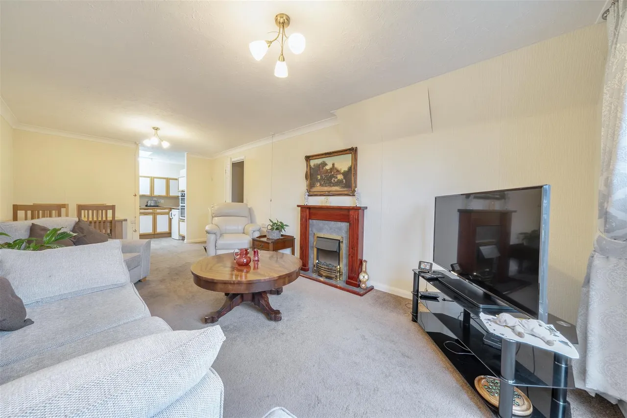 Junction Road, Romford, RM1, photo 3