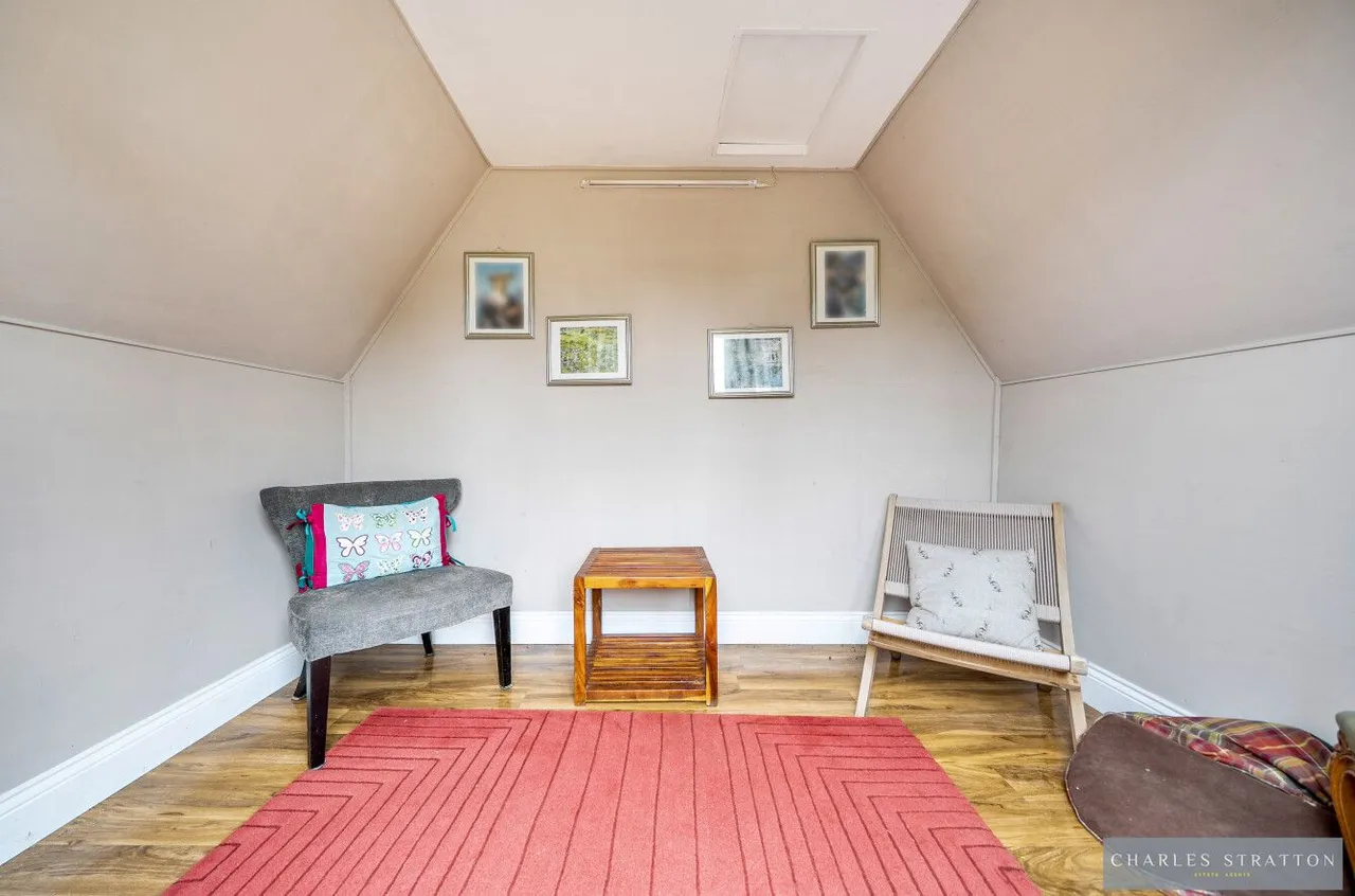 Meadway, Romford, RM2, photo 19