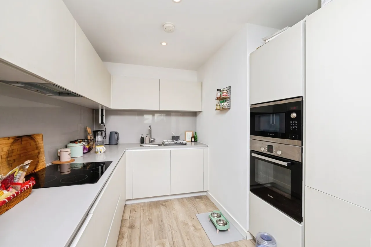 Station Approach, London, SE26, photo 17