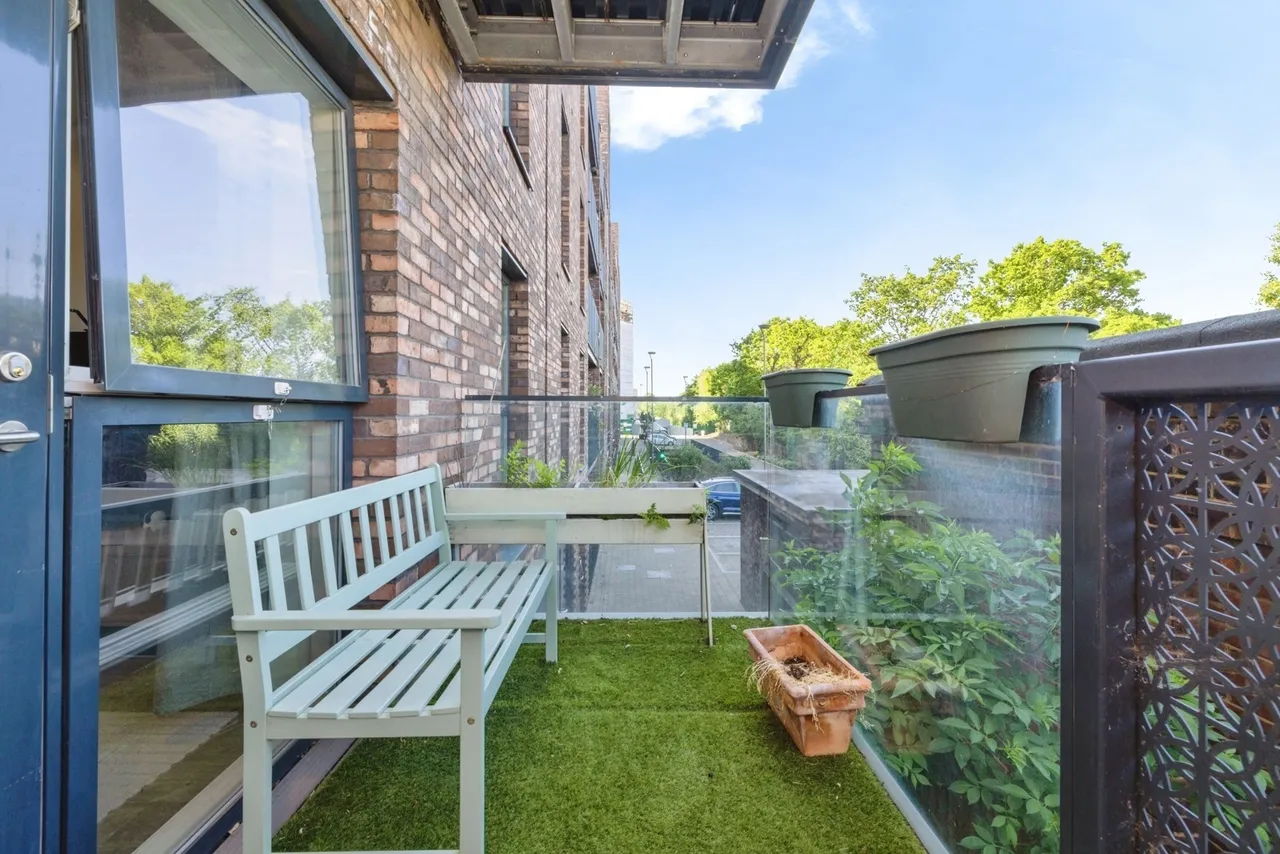 Station Approach, London, SE26, photo 20
