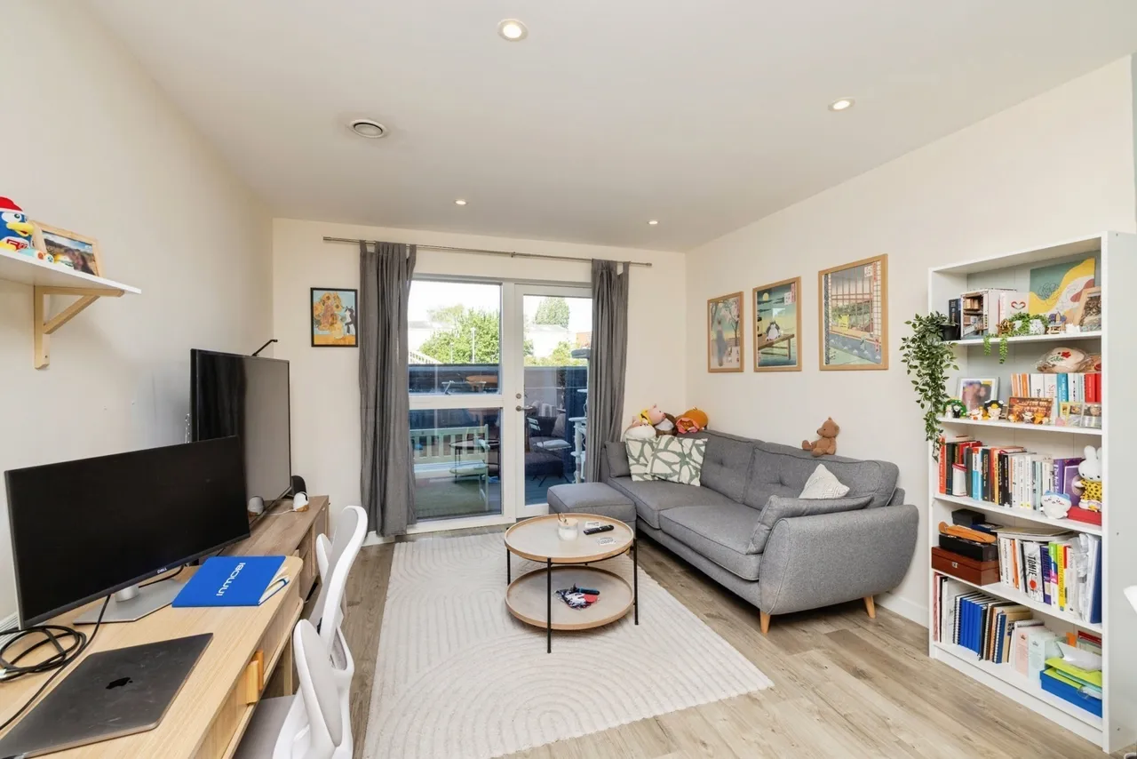 Station Approach, London, SE26, photo 16