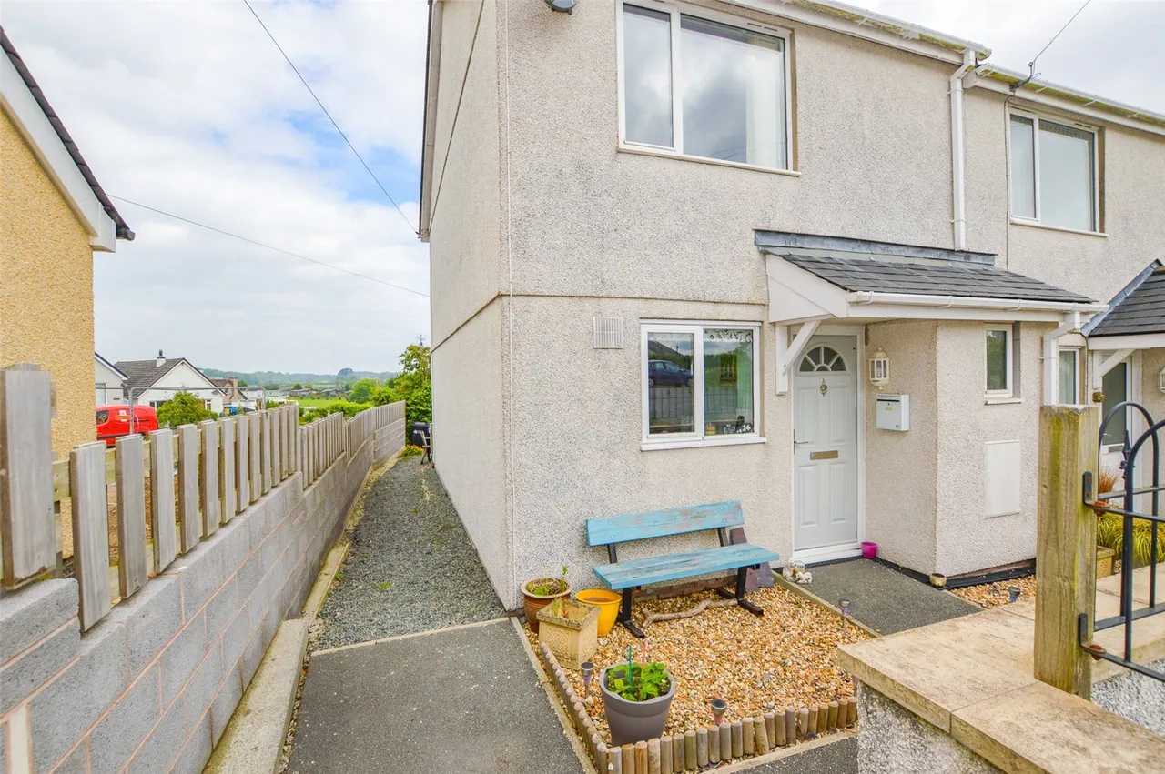 2 bed house for sale, Y Bont, Pentraeth, LL75
