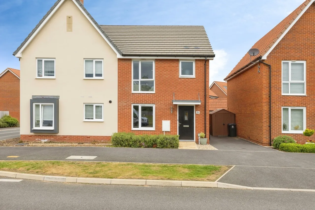 Aspen Drive, WYMONDHAM, Norfolk, NR18, photo 17