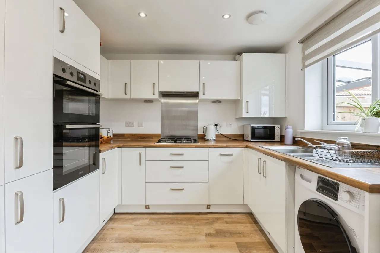 Aspen Drive, WYMONDHAM, Norfolk, NR18, photo 2