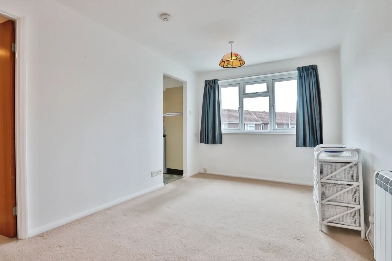 Comet Way, Christchurch, BH23, photo 3