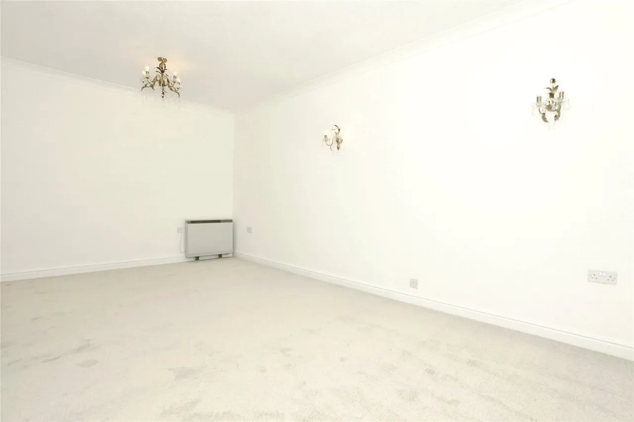 Penhaligon Court, Truro, TR1, photo 9