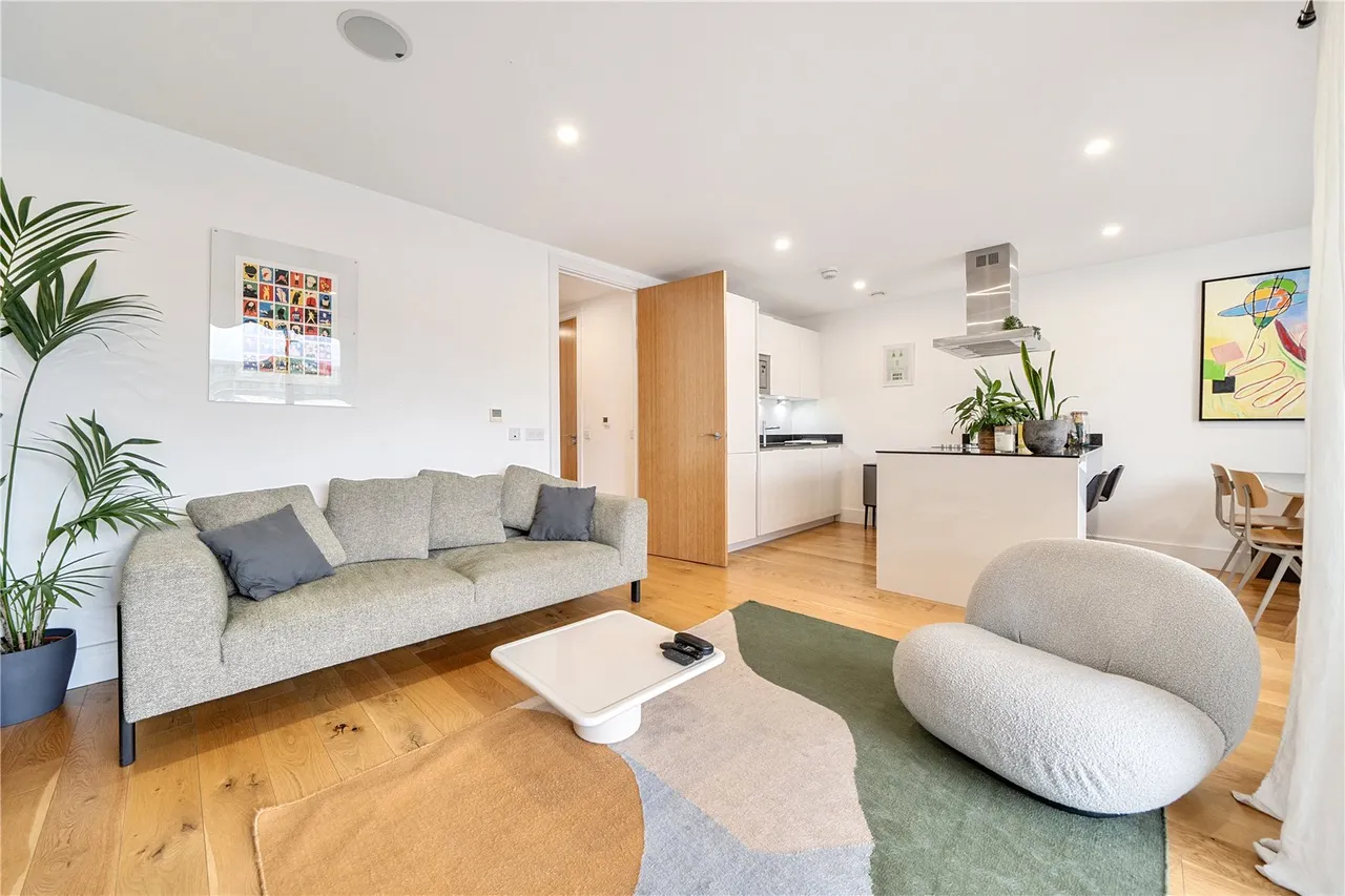 2 bed flat for sale, Lamb Walk, London, SE1
