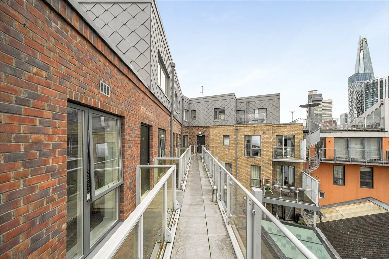 Lamb Walk, London, SE1, photo 15