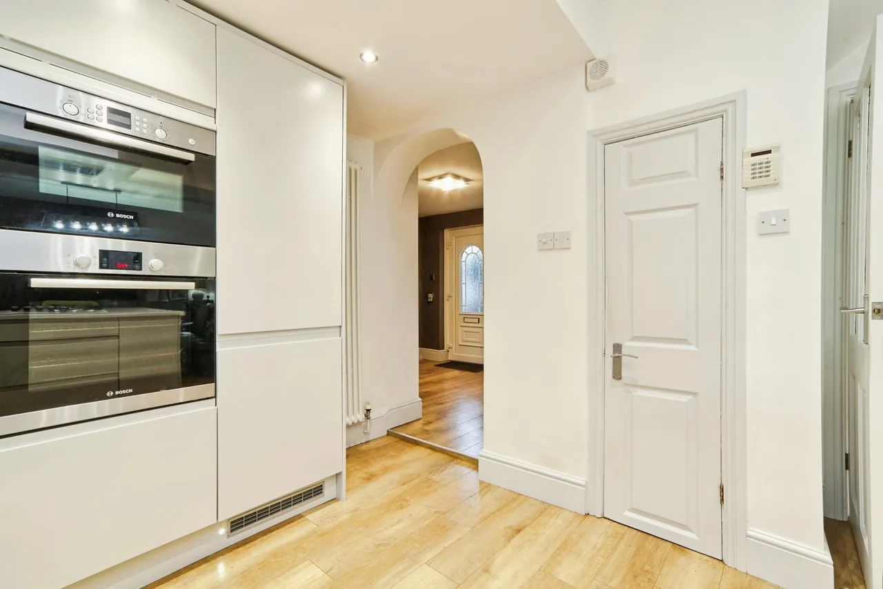 Kingswood Drive, Leeds, LS8, photo 11