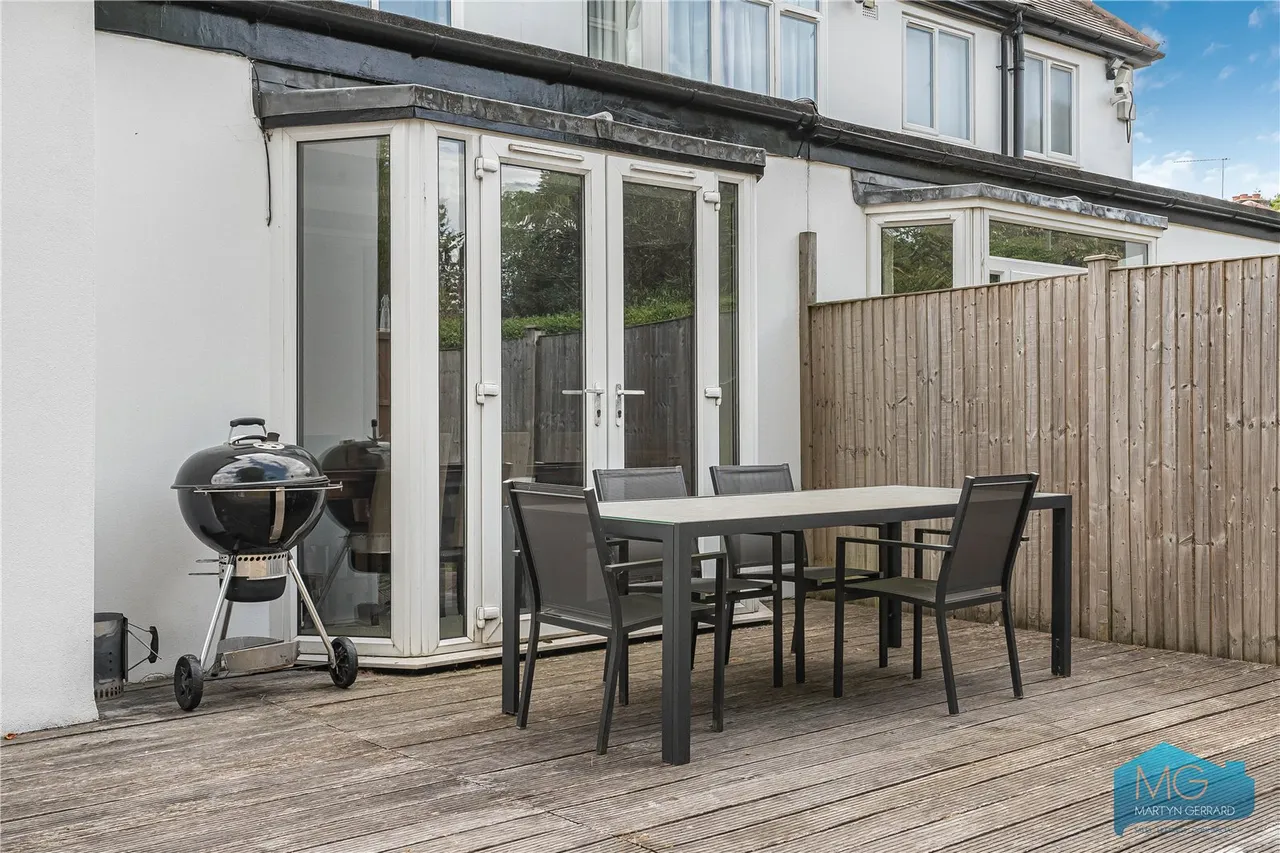 Abbots Gardens, London, N2, photo 35