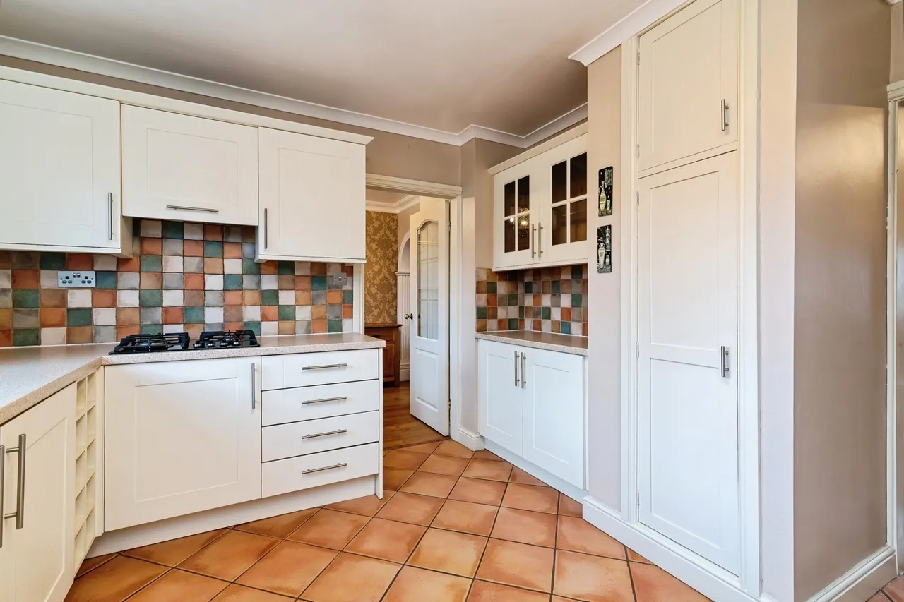 Askeby Drive, Nottingham, Nottinghamshire, NG8, photo 9