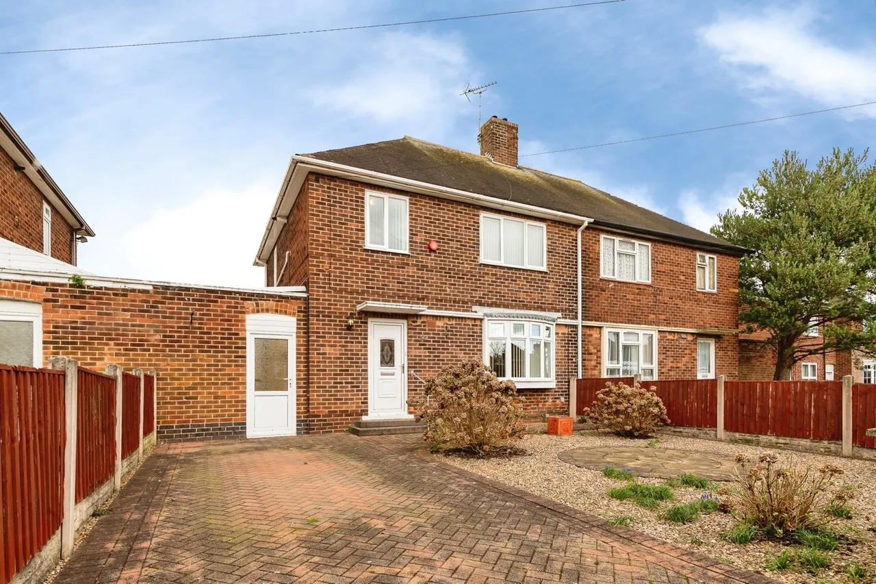 3 bed house for sale — Askeby Drive, Nottingham, Nottinghamshire, NG8