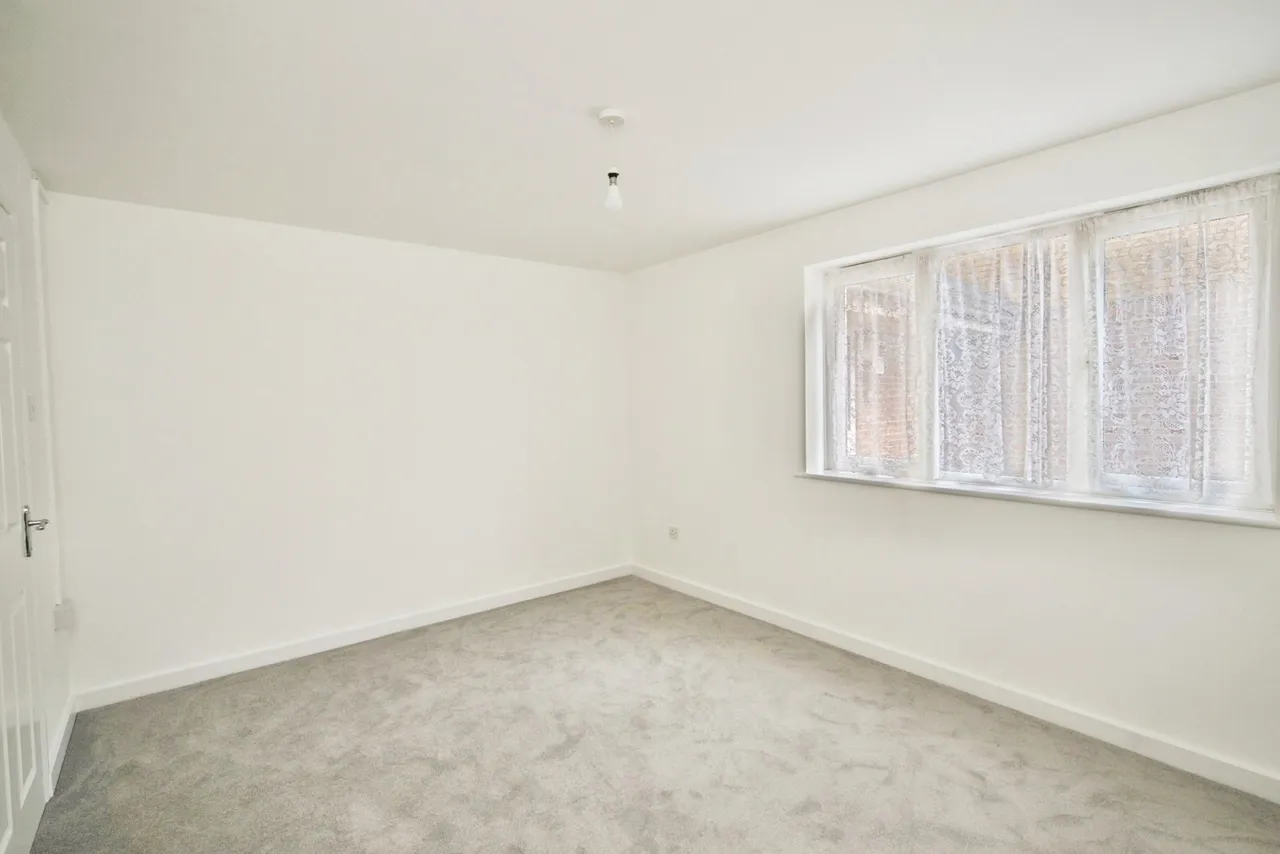 Wigston Close, London, N18, photo 15