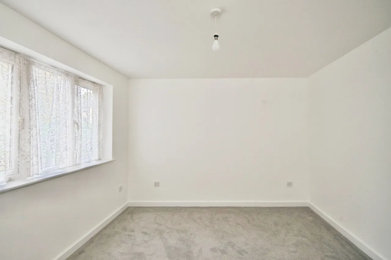 Wigston Close, London, N18, photo 16
