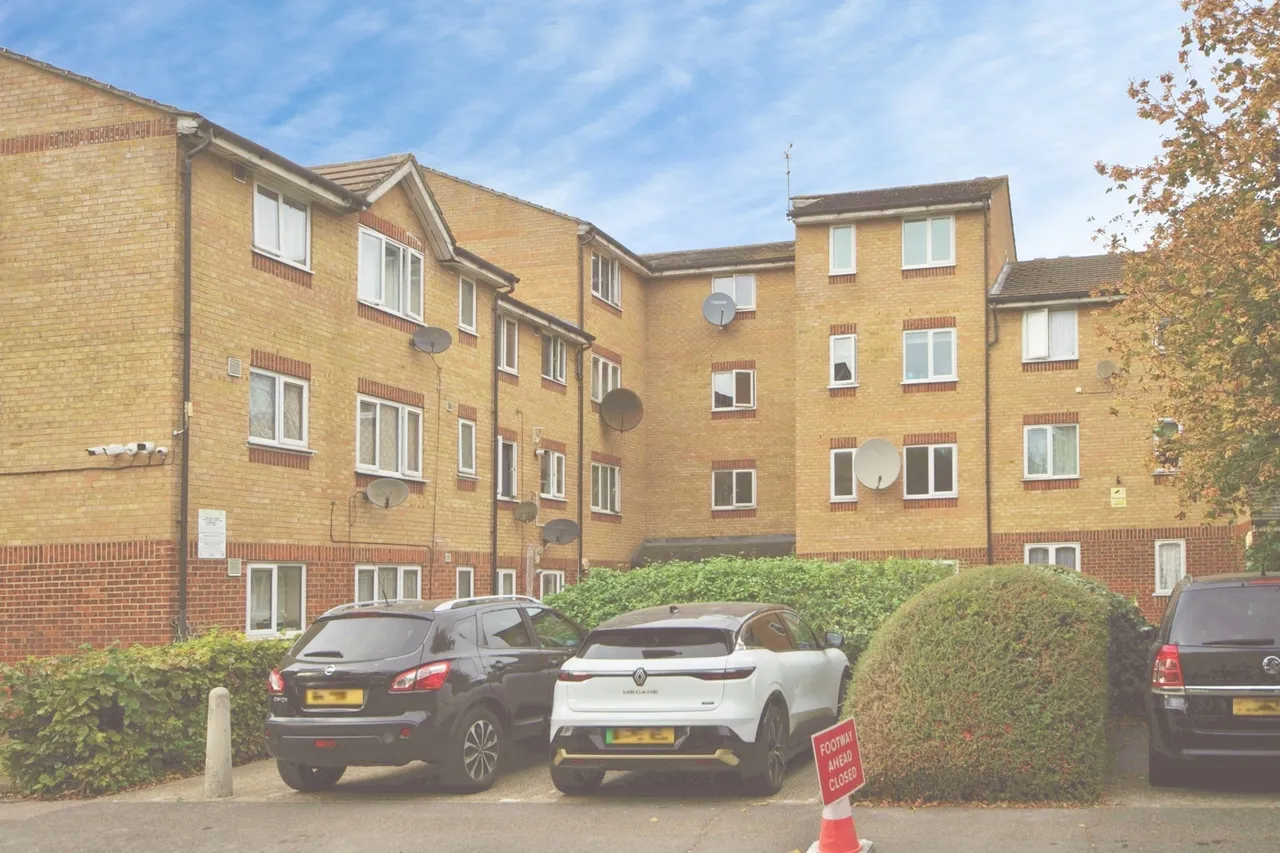 Wigston Close, London, N18, photo 4