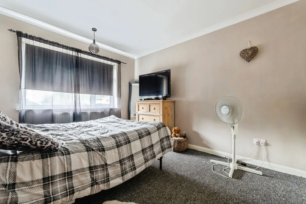 Keswick Close, Birstall, LE4, photo 11