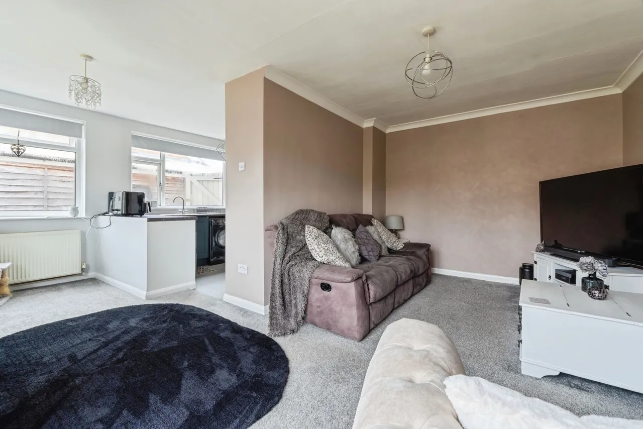 Keswick Close, Birstall, LE4, photo 8