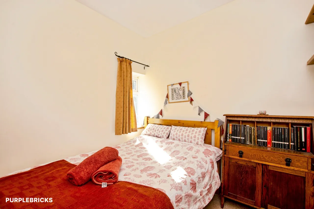 The Crescent, Andover, SP11, photo 8